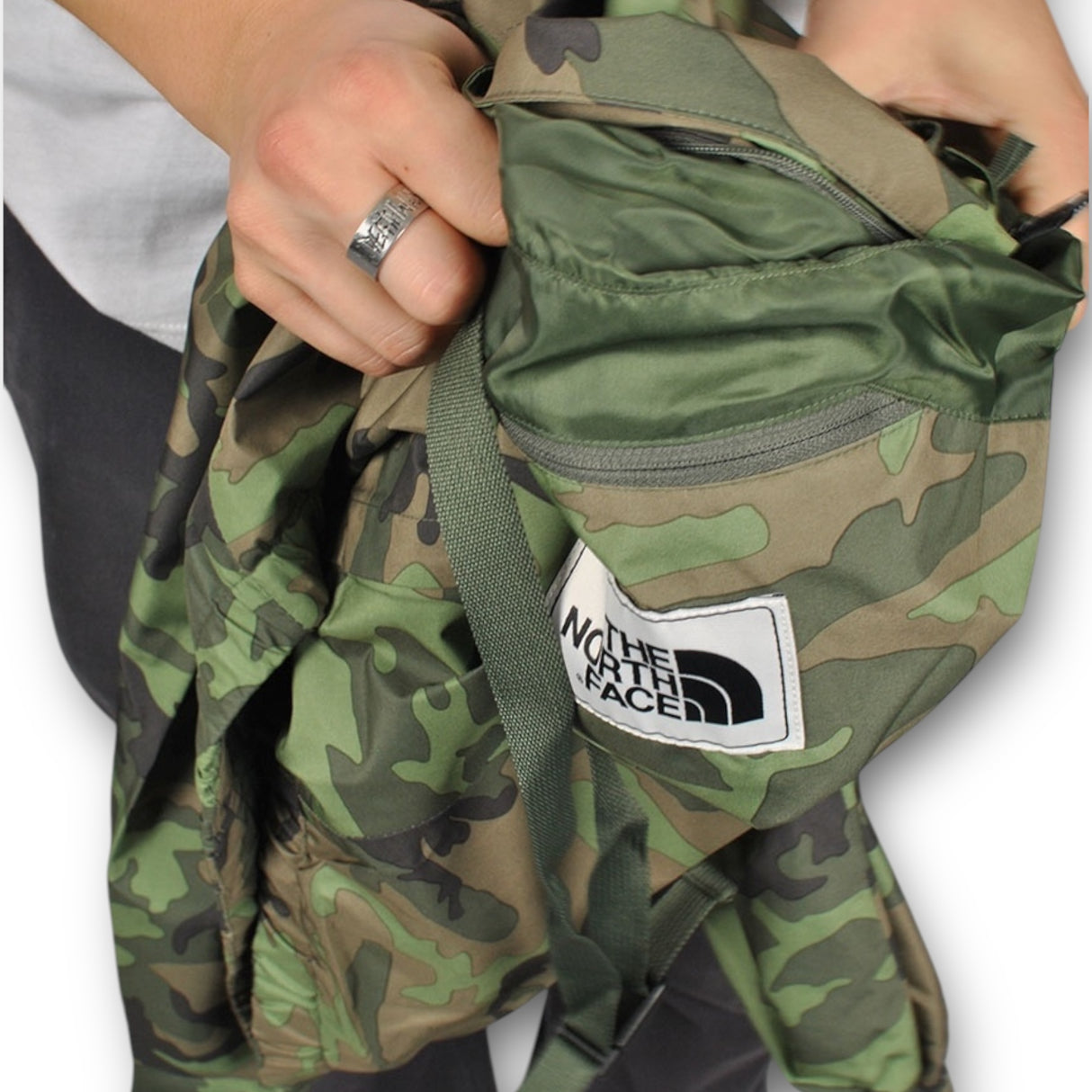 Jachetă The North Face Camo